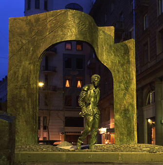 Okudgava monument