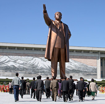 Pyongyang Kim Ir Sen monument