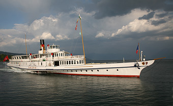 Geneva lake old steamship