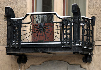 art nouveau spider