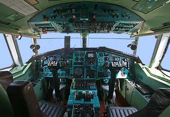 Tu-144 cockpit